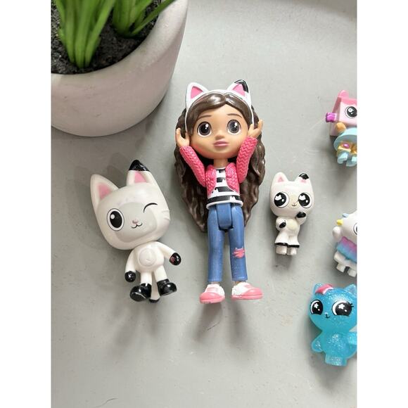 Gabby's Purrfect Dollhouse Toy REPLACEMENT‎ PARTS & Friends Furniture/Figures - Picture 2 of 6